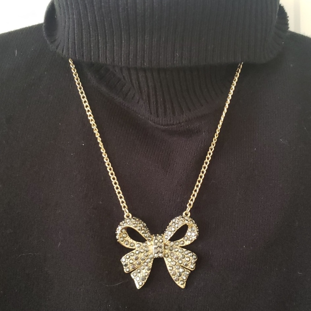 The Limited -Gray rhinestone bow necklace